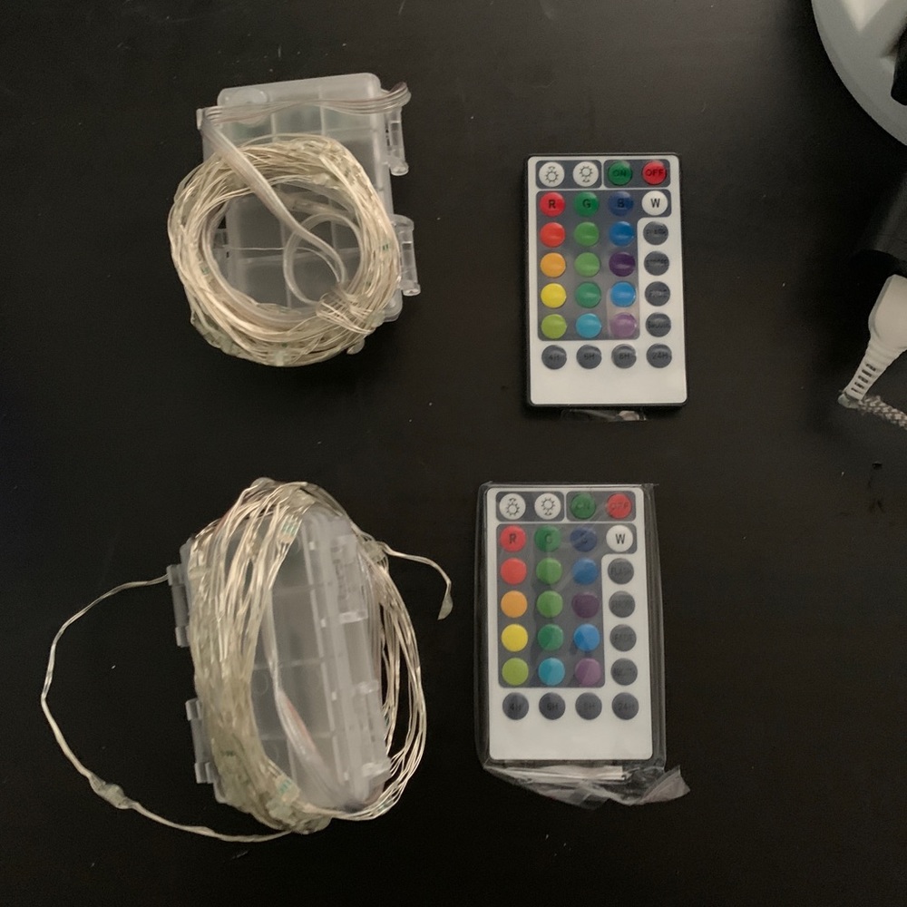 2 led lights battery operated with remote control
